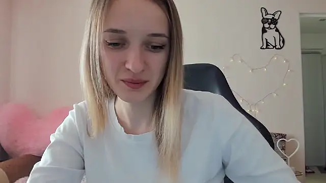 Snapshot of RouseReed chatting on 21, 2, 2026 RouseReed online show from 21, 2, 2026