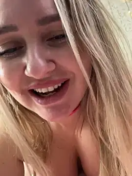 LadyLolyPop  online show from 19, 1, 2025