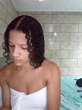 Snapshot of By_Aninha chatting on 8, 3, 2026 By Aninha online show from 8, 3, 2026