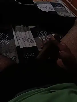 Pussy lover 33 online show from 23, 10, 2025