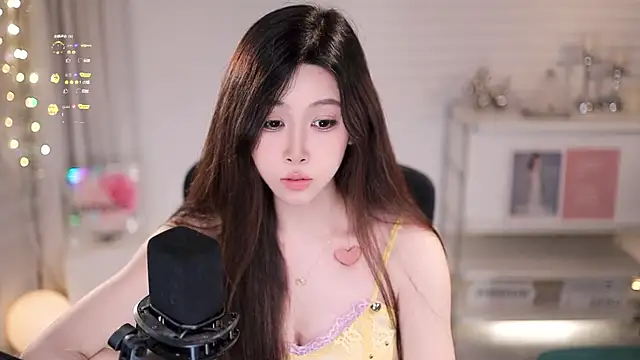 Snapshot of SleepArtist chatting on 31, 5, 2026 SleepArtist online show from 31, 5, 2026