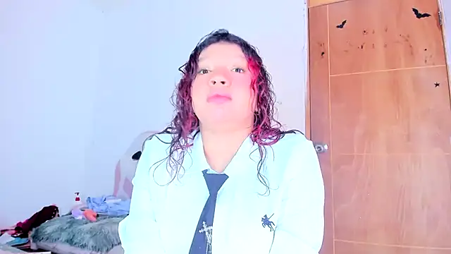 Emily Coper18 online show from 2, 5, 2026