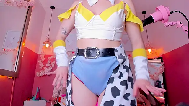 Tiny  Emmy online show from 19, 10, 2025