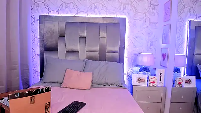 EmmaWeest online show from 13, 1, 2025