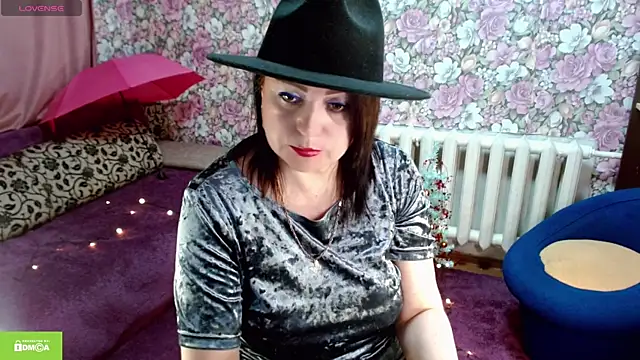 Julia-ru online show from 25, 11, 2025