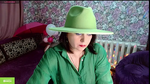 Julia-ru online show from 9, 4, 2026