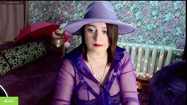 Julia-ru online show from 14, 4, 2026