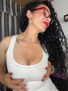 Snapshot of JULYSEX1 chatting on 21, 4, 2026 JULYSEX1 online show from 21, 4, 2026