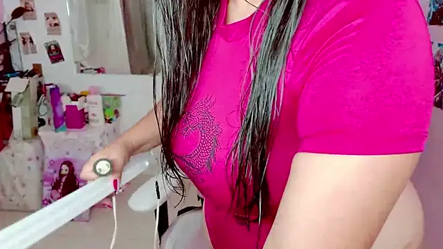 Snapshot of melody-tarly chatting on 22, 12, 2025 melody-tarly online show from 22, 12, 2025