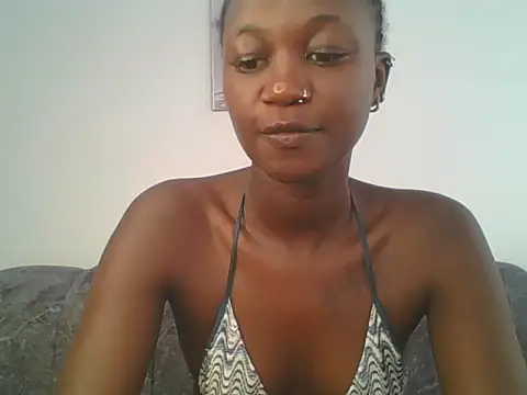 Snapshot of MissLilly1 chatting on 3, 12, 2024 MissLilly1 online show from 3, 12, 2024