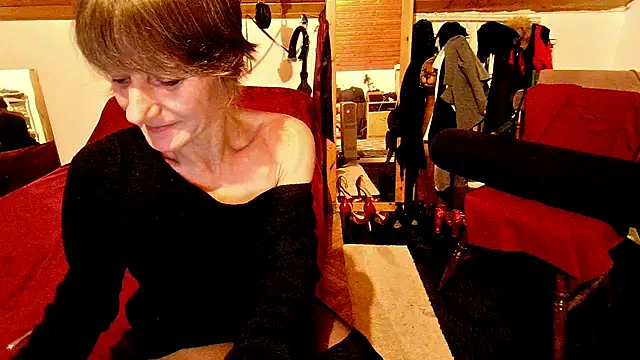 Snapshot of Hot_Colettte chatting on 19, 12, 2025 Hot Colettte online show from 19, 12, 2025