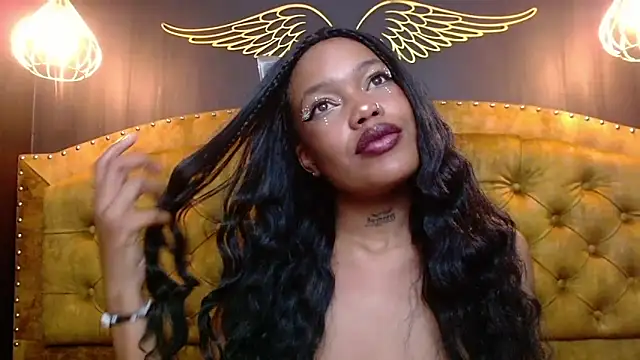Snapshot of CrystalBrooke3x chatting on 11, 12, 2024 CrystalBrooke3x online show from 11, 12, 2024