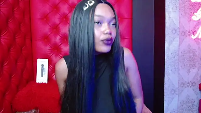 Snapshot of CrystalBrooke3x chatting on 24, 12, 2024 CrystalBrooke3x online show from 24, 12, 2024
