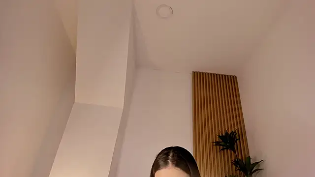 Mara Betancurt online show from 15, 6, 2026