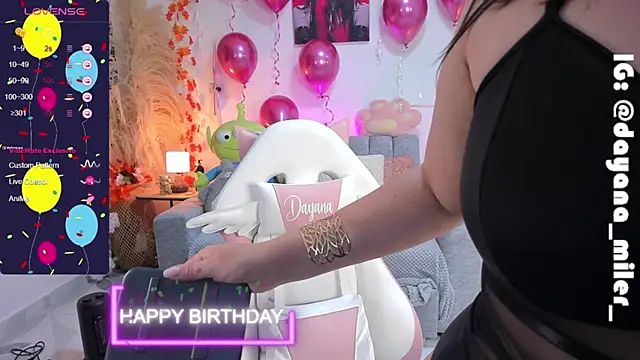 Snapshot of _dayana_miler chatting on 8, 1, 2025 dayana miler online show from 8, 1, 2025