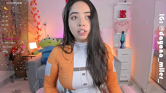 Snapshot of _dayana_miler chatting on 21, 1, 2025 dayana miler online show from 21, 1, 2025