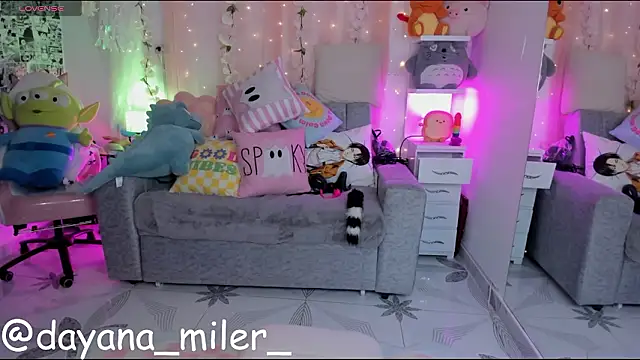 Snapshot of _dayana_miler chatting on 9, 3, 2026 dayana miler online show from 9, 3, 2026