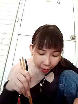 Ana love2000 online show from 11, 2, 2025