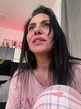Snapshot of KimKelly13 chatting on 17, 1, 2025 KimKelly13 online show from 17, 1, 2025