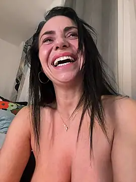Snapshot of KimKelly13 chatting on 27, 1, 2025 KimKelly13 online show from 27, 1, 2025