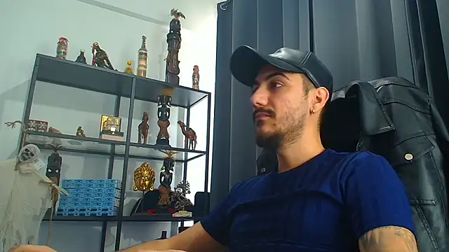 Snapshot of AndrewBanner chatting on 21, 2, 2025 AndrewBanner online show from 21, 2, 2025
