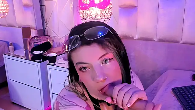 Broklinwhite  online show from 15, 5, 2026