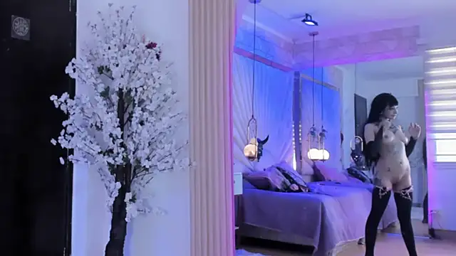 zephirahabney online show from 27, 2, 2025