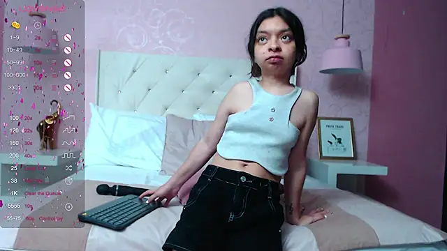 CharlotteMuller online show from 11, 1, 2025