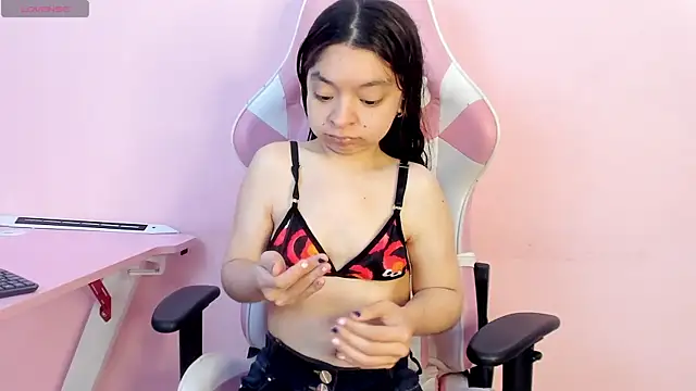 CharlotteMuller online show from 25, 11, 2025