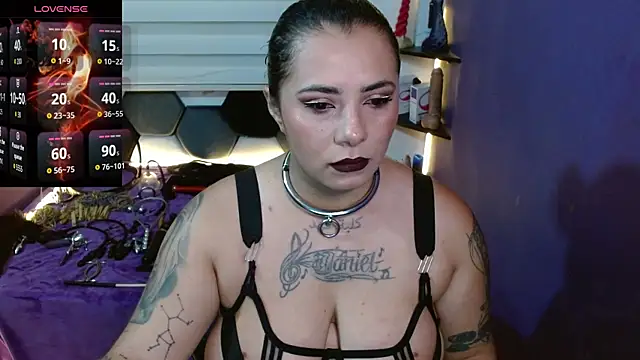 Snapshot of Alexa_Slavehot777 chatting on 15, 10, 2025 Alexa Slavehot777 online show from 15, 10, 2025