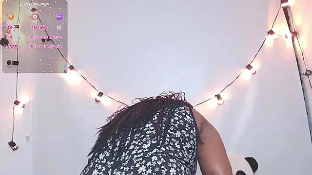 chanel brunette online show from 21, 12, 2024