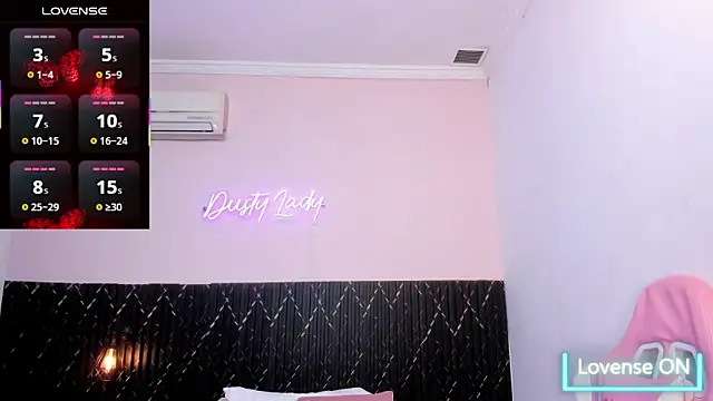 chanel brunette online show from 15, 9, 2025