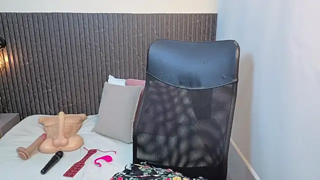 chanel brunette online show from 27, 2, 2026