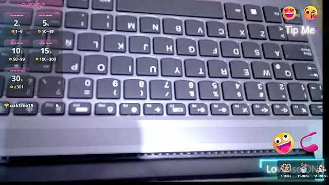 Izury Blondee online show from 7, 3, 2025