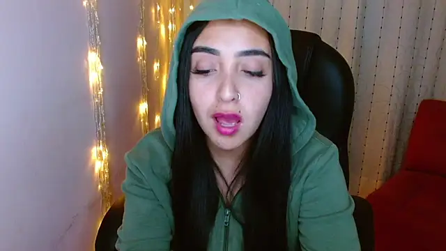 AmberGoddess  online show from 19, 1, 2025