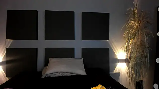 Biiancacox online show from 20, 2, 2025