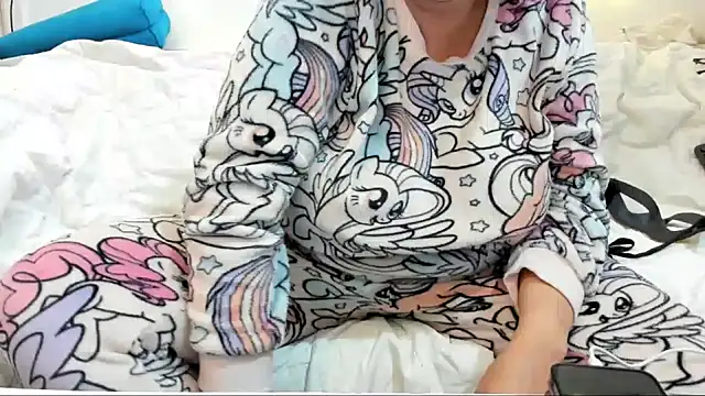 Snapshot of IsraeliMilf chatting on 10, 2, 2025 IsraeliMilf online show from 10, 2, 2025