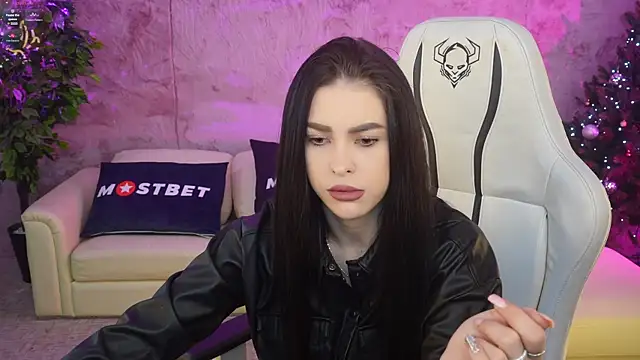 Tina Breeze online show from 29, 12, 2024