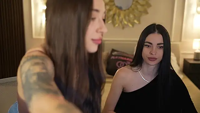 Tina Breeze online show from 22, 11, 2025