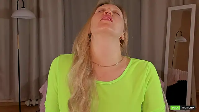 sugamomy online show from 26, 11, 2025