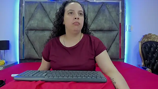 Danielaandximena online show from 18, 12, 2024