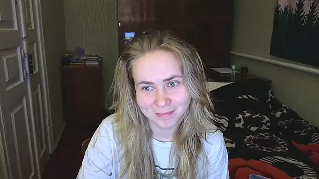 Riley Roo online show from 10, 12, 2024