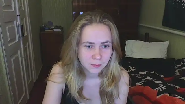 Riley Roo online show from 11, 12, 2024