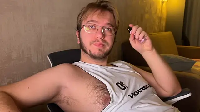 kiopiggy online show from 9, 11, 2025