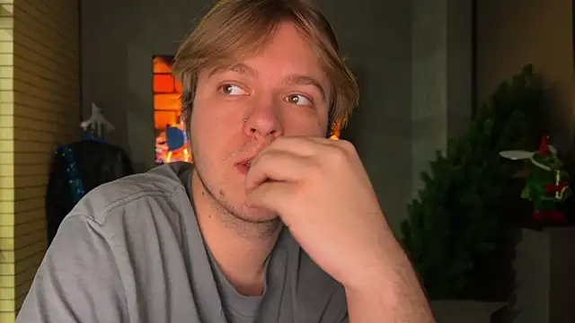 kiopiggy online show from 22, 12, 2025