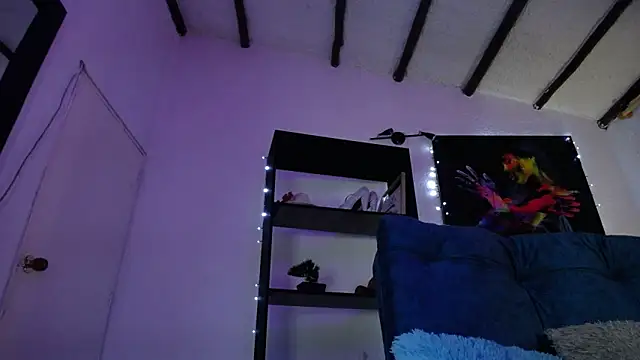 Snapshot of IsaBaileys_ chatting on 13, 1, 2025 IsaBaileys  online show from 13, 1, 2025