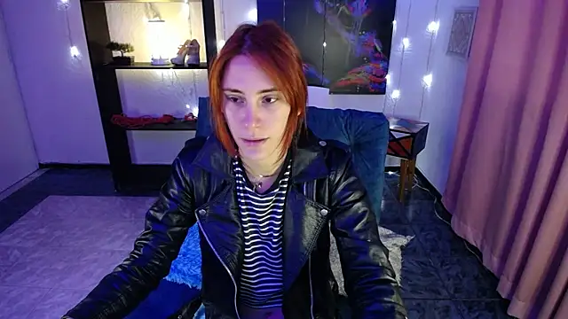 Snapshot of IsaBaileys_ chatting on 20, 1, 2025 IsaBaileys  online show from 20, 1, 2025