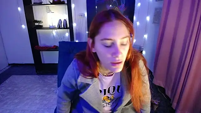 Snapshot of IsaBaileys_ chatting on 21, 1, 2025 IsaBaileys  online show from 21, 1, 2025