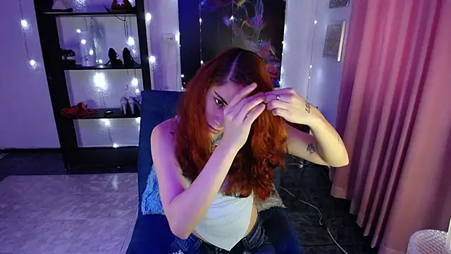 Snapshot of IsaBaileys_ chatting on 6, 2, 2025 IsaBaileys  online show from 6, 2, 2025