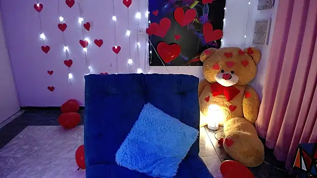 Snapshot of IsaBaileys_ chatting on 15, 2, 2025 IsaBaileys  online show from 15, 2, 2025